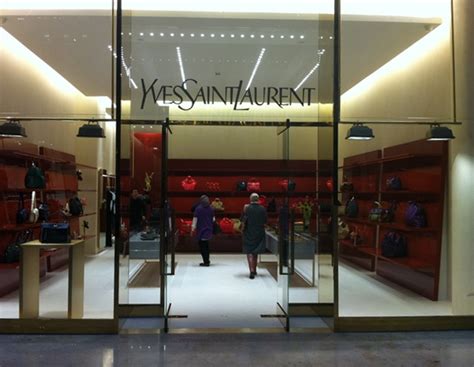 yves saint laurent outlet firenze|yves st laurent outlet.